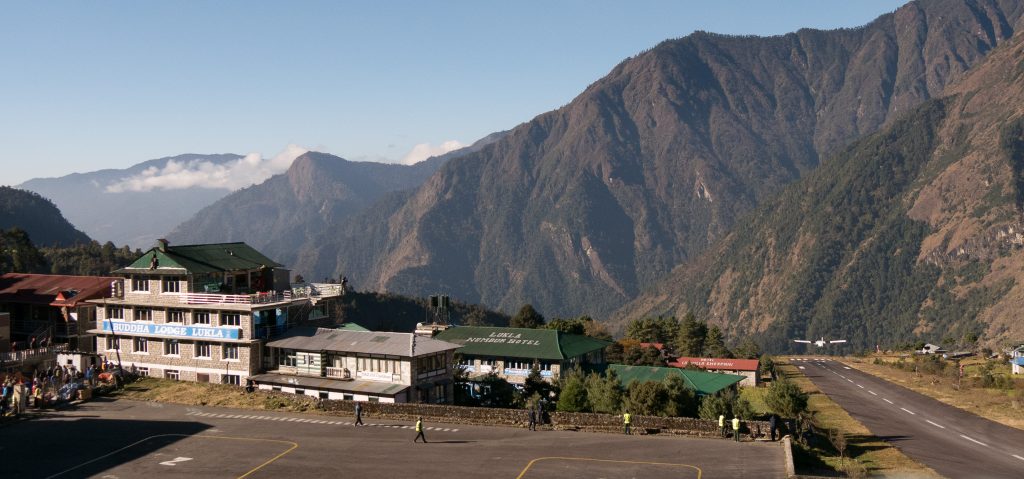 Luka Airport - the most dangerous airport in the world